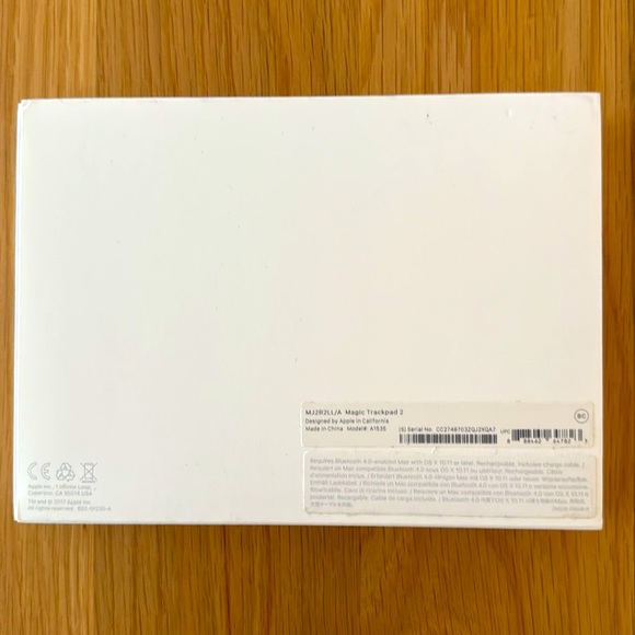 Apple Magic Trackpad - Picture 2 of 5